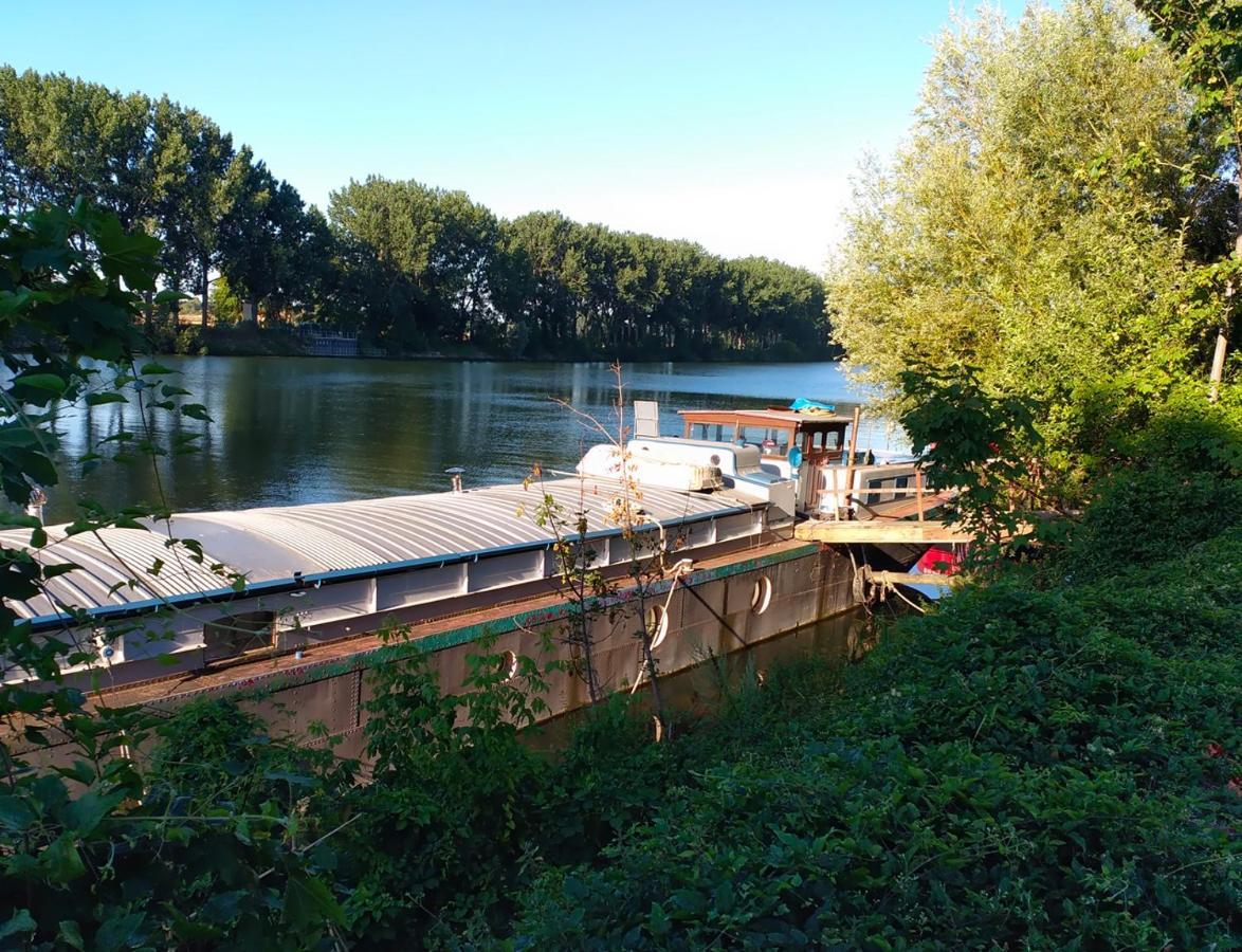 Sur L'eau - Bateau Diva Apartment *