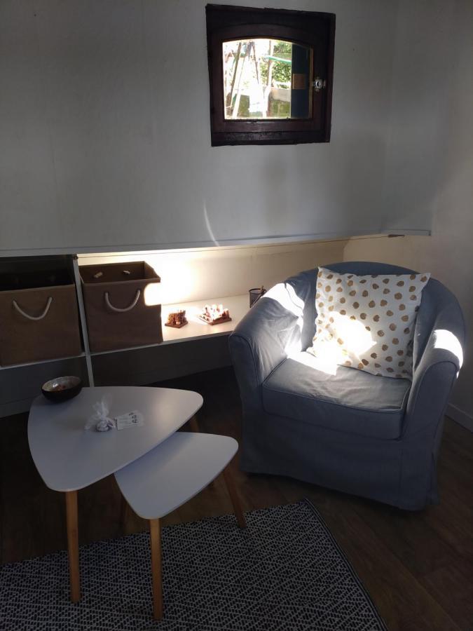 Sur L'eau - Bateau Diva Apartment